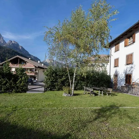 Cesa Meida 3 * Pozza di Fassa
